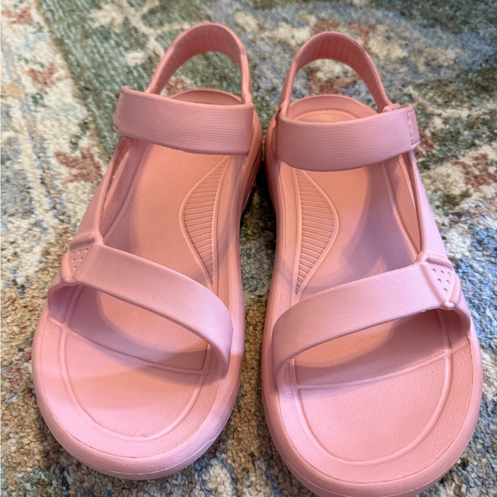 Hurricane Drift Water Sandal (size 8)